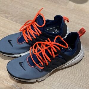 Nike Men's Blue and Orange Athletic Shoes